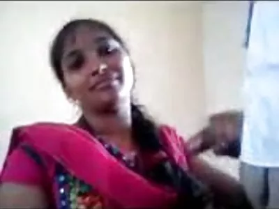 POV-ൽ എംജെ ഫ്രഷ് വലിയ പൾസേറ്റിംഗ് കോഴിയെ കുടിക്കുന്നു