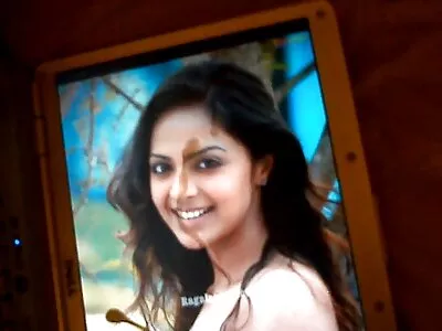 ടാറ്റൂ ചെയ്ത കുഞ്ഞിന് ഒരു റിഹേഴ്സൽ ഉണ്ട്