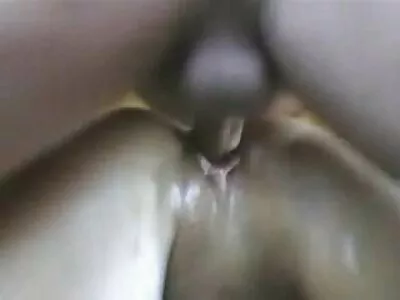 നവോമി വുഡ്‌സിന് അവളുടെ സ്വാദിഷ്ടമായ പൂസി ബിബിസി തുരന്നു