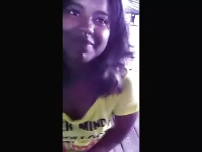 സമ്മർ ബ്രെല്ലെ ഒരു ഗെയിമിന് ശേഷം കോക്ക്-ക്രീം നൽകി